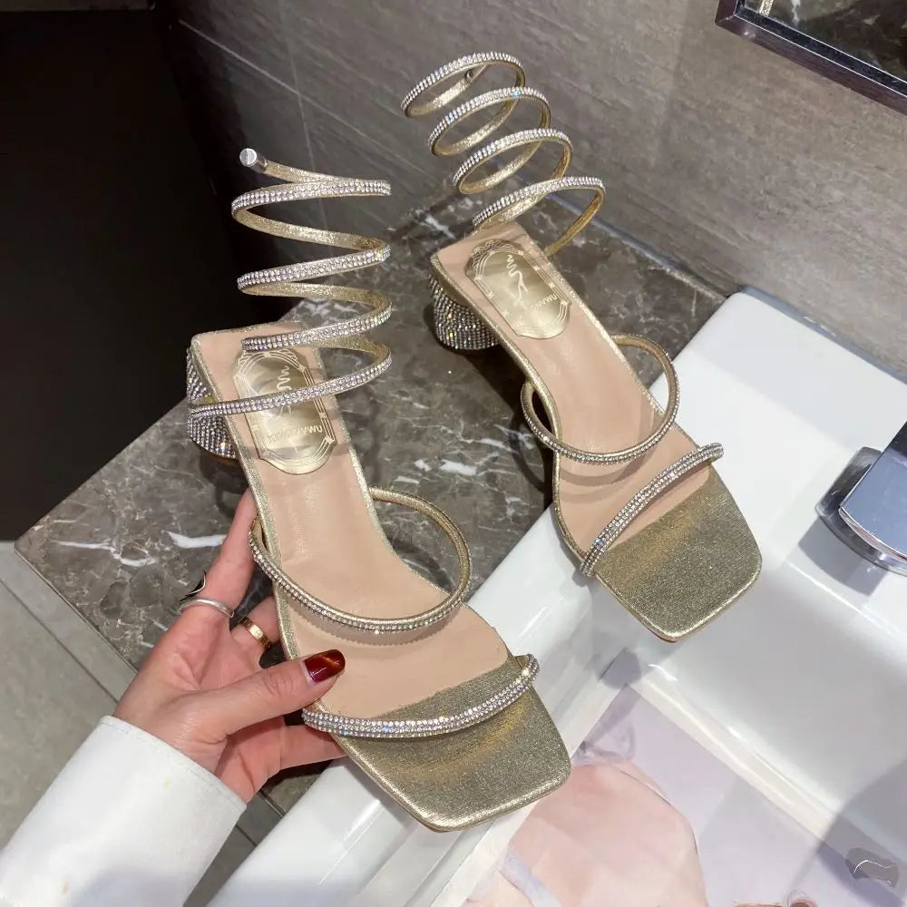 2025 Luxe Heel Collection – Aurora Glow Edition | Sculpted Shine, Artisan-Inspired Design, Signature Event Wear