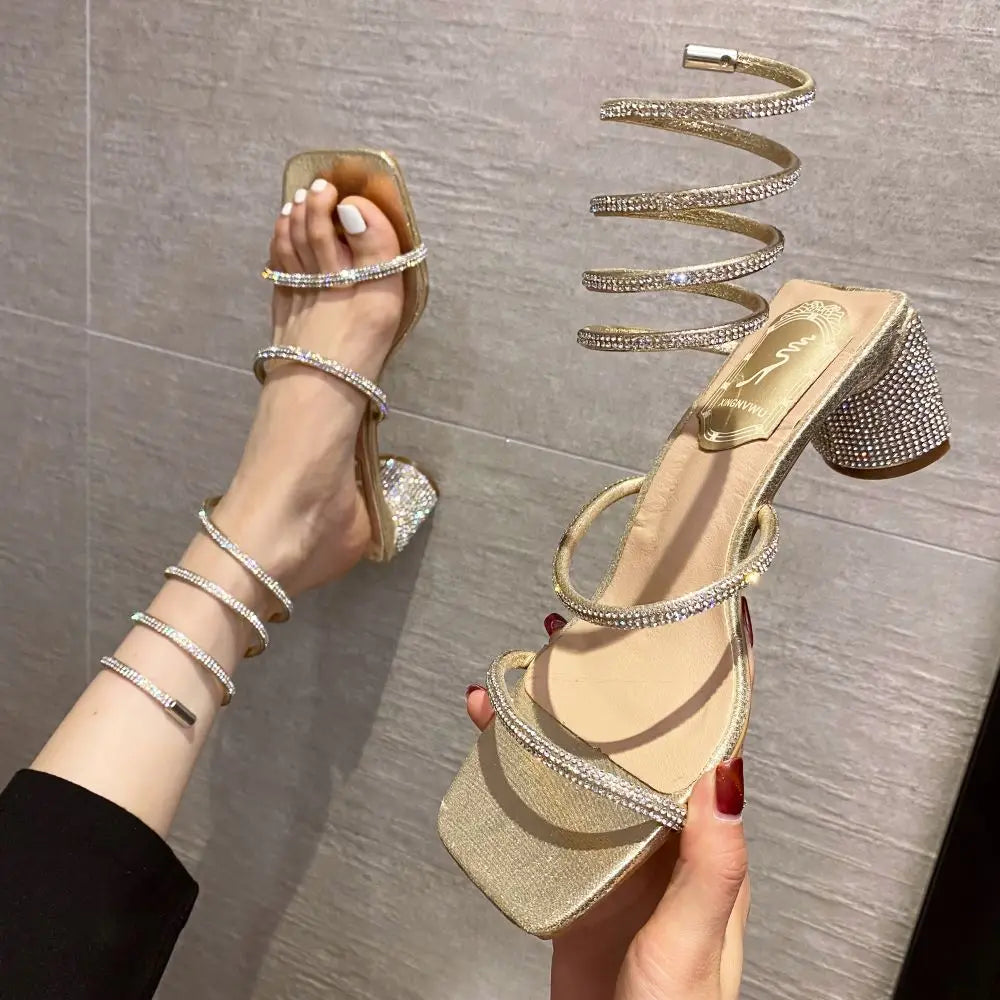 2025 Luxe Heel Collection – Aurora Glow Edition | Sculpted Shine, Artisan-Inspired Design, Signature Event Wear