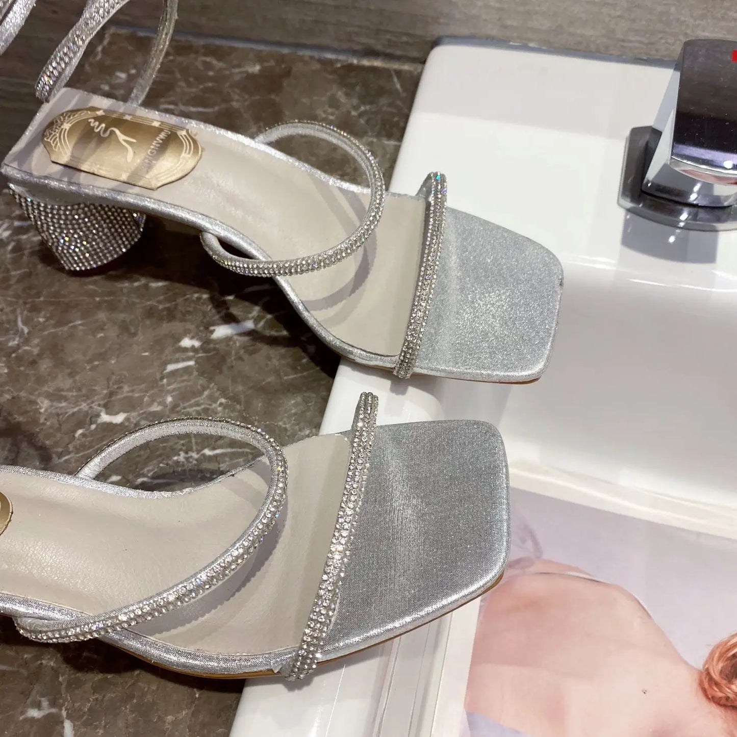 2025 Luxe Heel Collection – Aurora Glow Edition | Sculpted Shine, Artisan-Inspired Design, Signature Event Wear