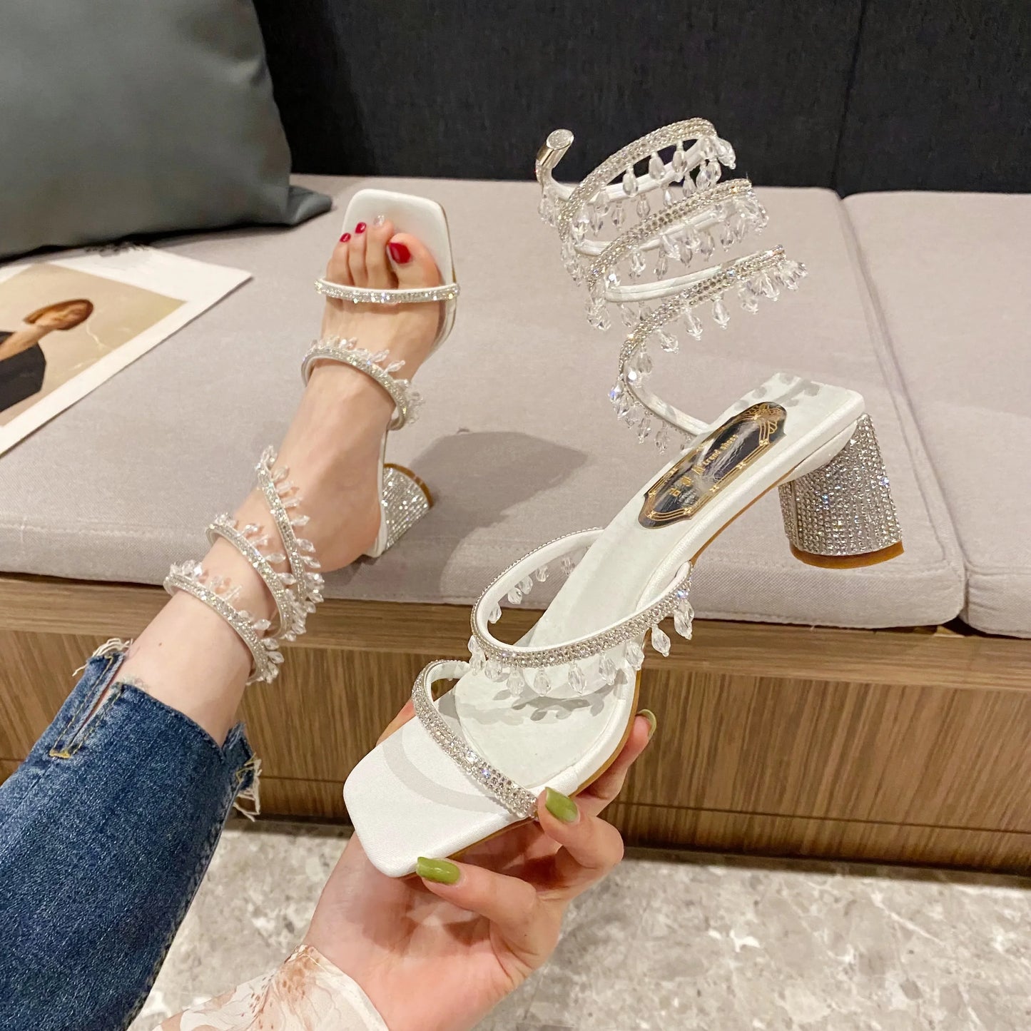 2025 Luxe Heel Collection – Aurora Glow Edition | Sculpted Shine, Artisan-Inspired Design, Signature Event Wear
