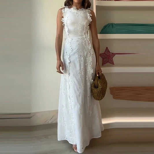 Summer Lace Jacquard Women's Banquet Dress – Elegant Sleeveless O-Neck Slim Fit Long Beach Dress with Hollow-Out Lace-Up Design