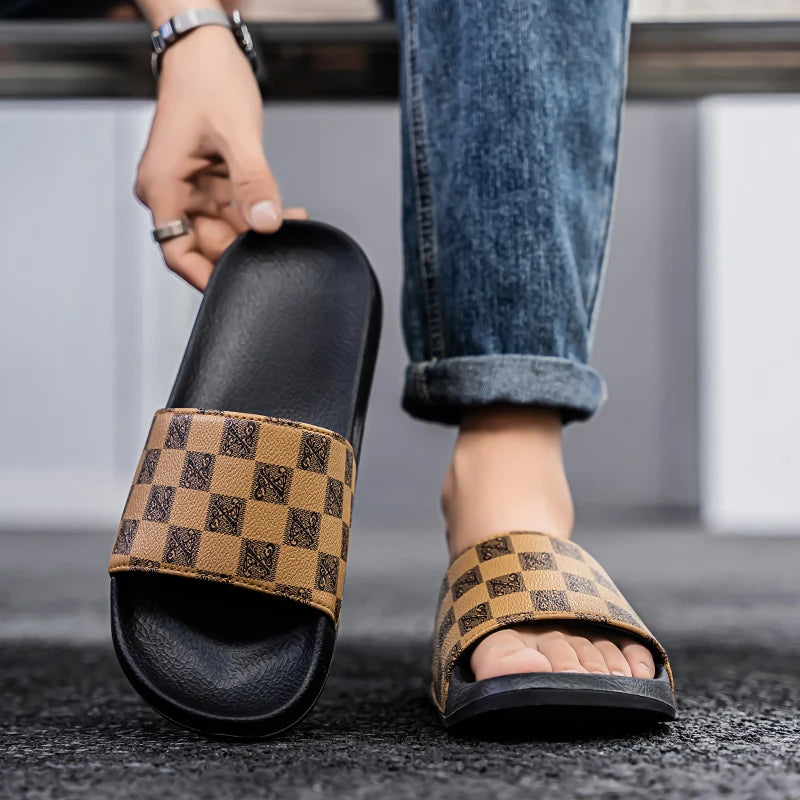Men’s Summer 2025 Slippers – Non-Slip, Wear-Resistant Sports Sandals for Indoor & Outdoor Use