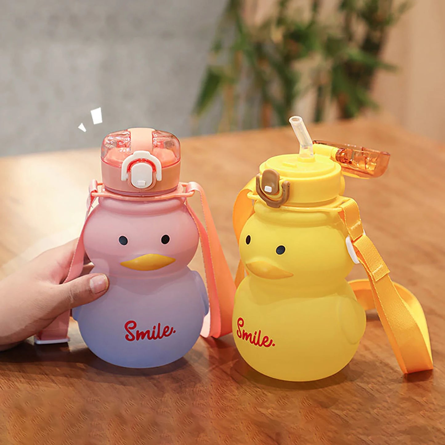 650ml Cute Water Bottle with Straw Portable Children's Kawaii Duck Kettle Summer Large Capacity Plastic Drinking Cup