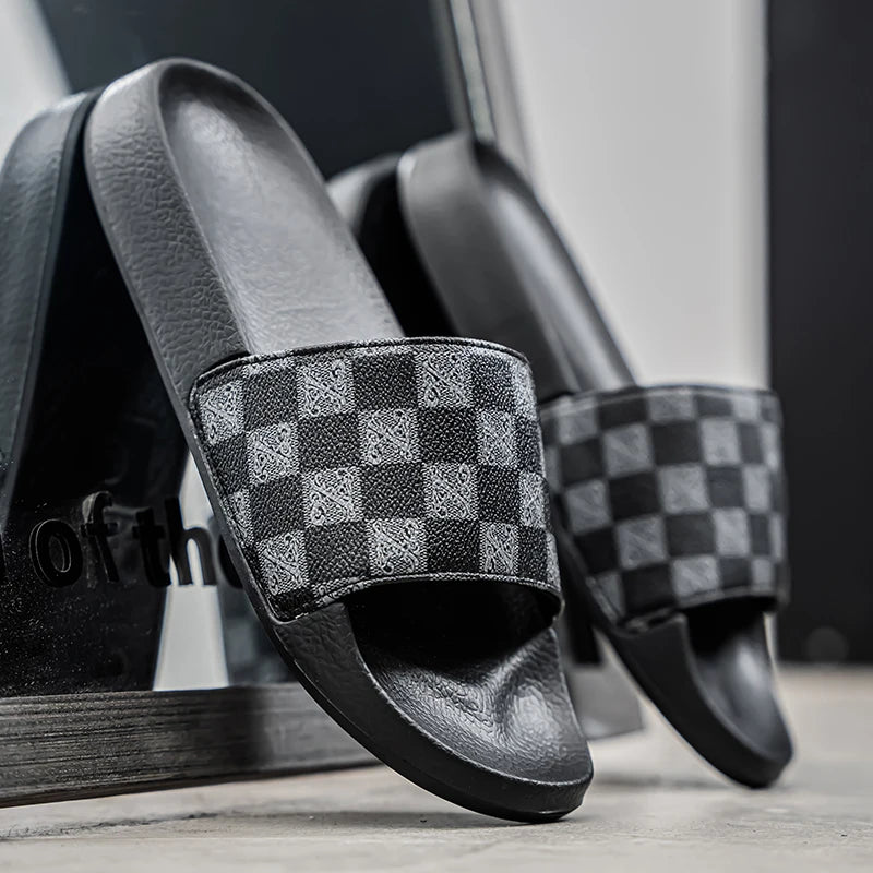 Men’s Summer 2025 Slippers – Non-Slip, Wear-Resistant Sports Sandals for Indoor & Outdoor Use