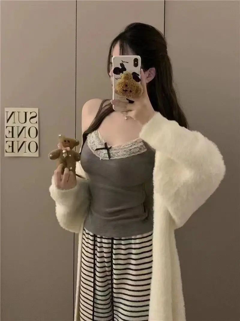 Women Camisole Tank Tops Bow Sleeveless Corset Top with Chest Pad Sweet Lace Patchwork Crop Slim Elegant Lady’s Camis