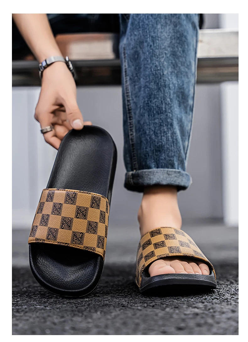 Men’s Summer 2025 Slippers – Non-Slip, Wear-Resistant Sports Sandals for Indoor & Outdoor Use