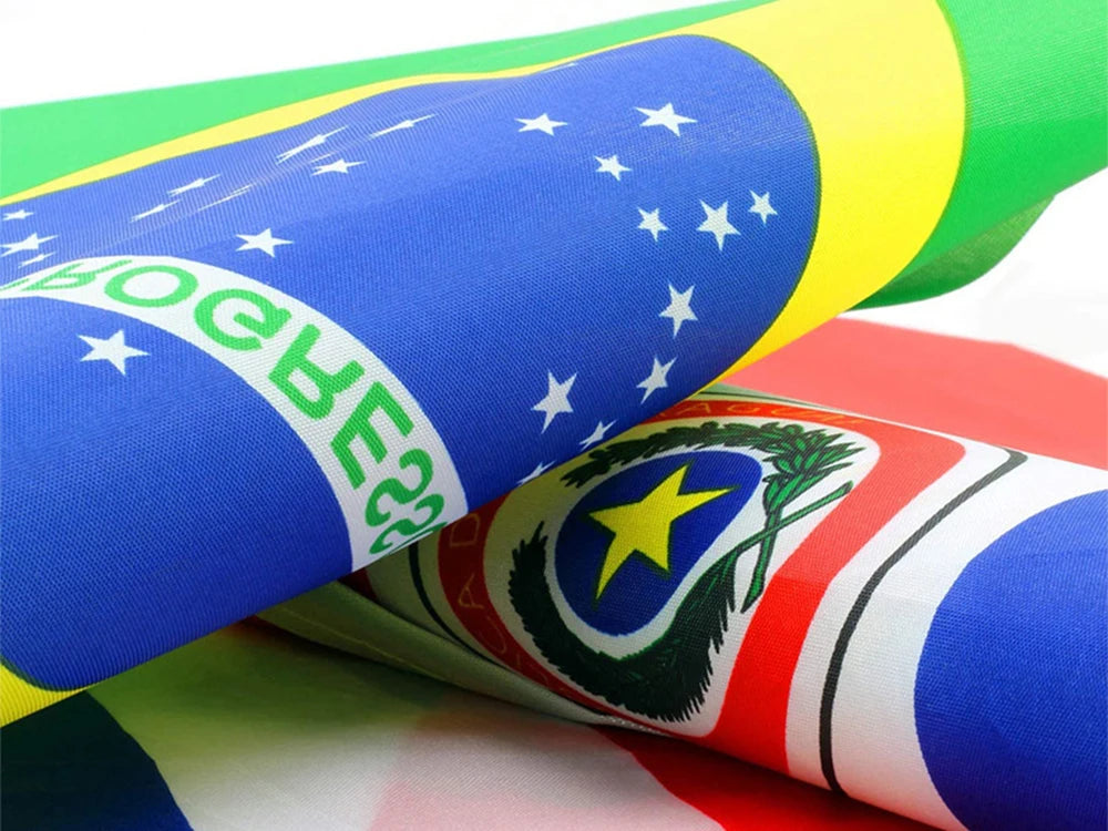 48pcs 2026 Mini Football Country Flags (14×21cm) – Hanging Bunting Flags for Bar, Party & Decoration