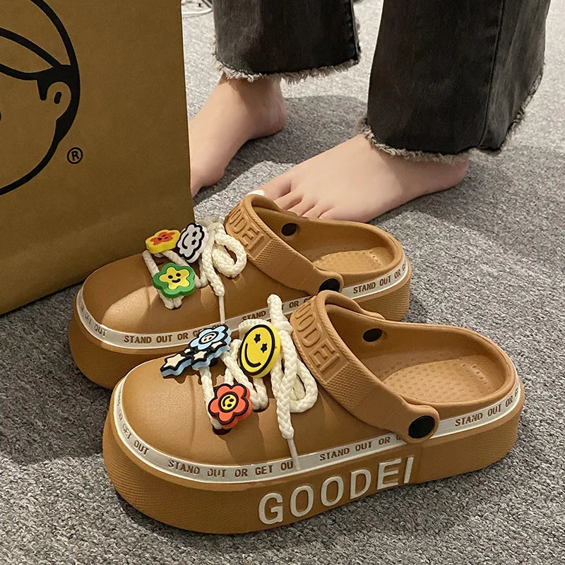 Women’s New Arrival Sandals – Elegant Clogs, Fashionable Street & Beach Slides, Height-Increasing Slippers for Girls