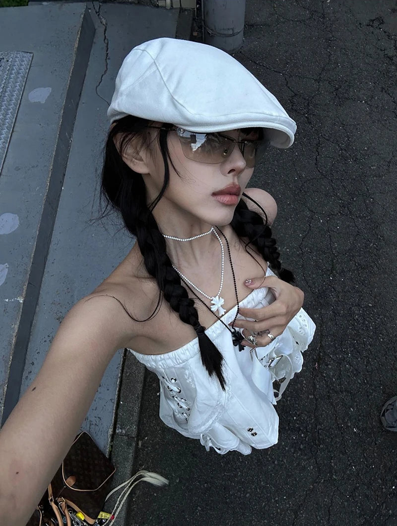 Y2K Gyaru Crop Tank Top for Women – White Strapless Asymmetrical Lace Camisole | Coquette Grunge Aesthetic Streetwear