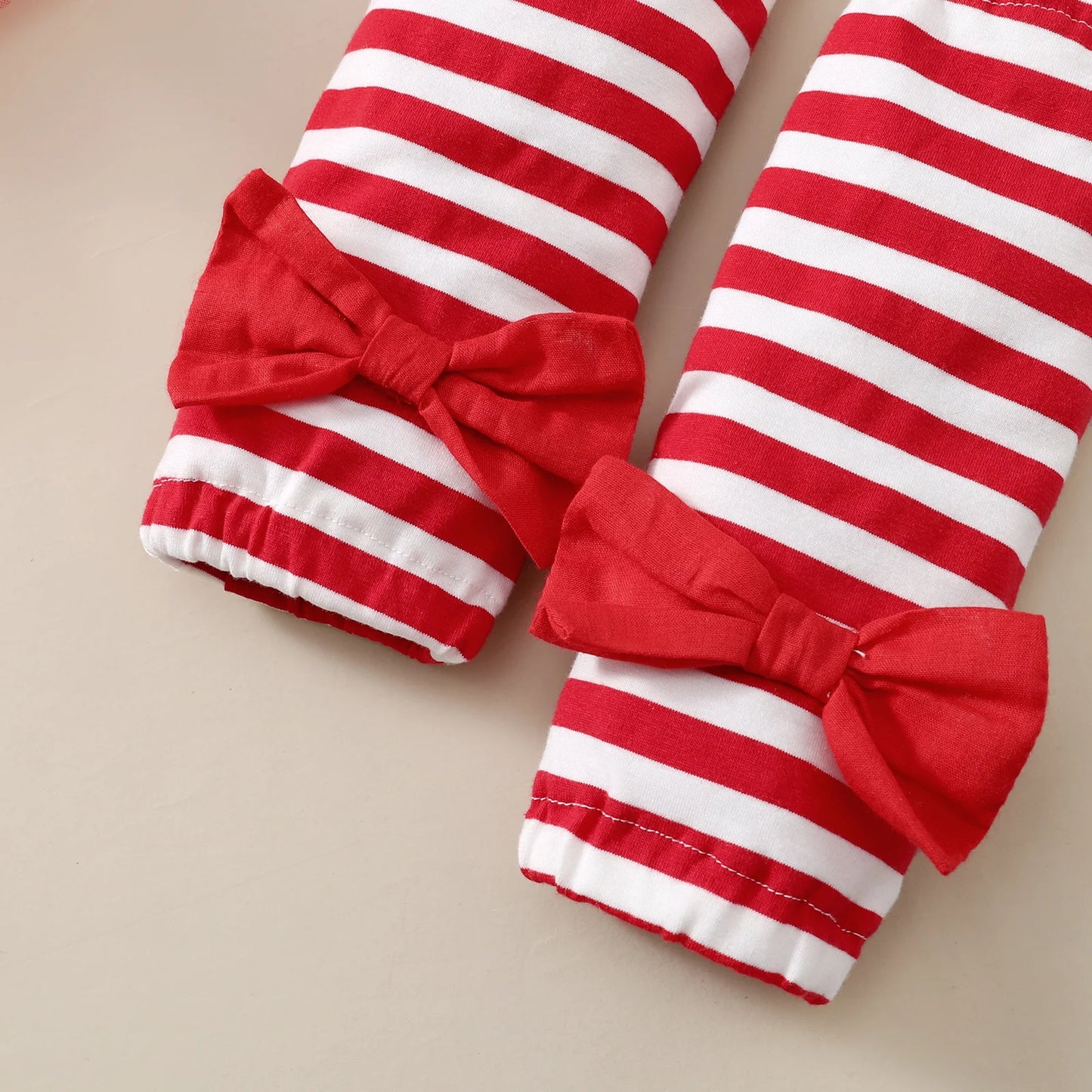 Infant Baby Girl Christmas Set – Bodysuit, Skirt, Headband & Socks (0–18 Months)