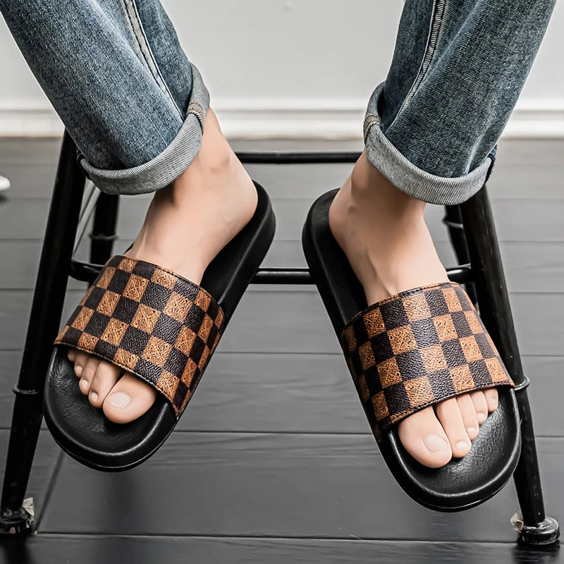 Men’s Summer 2025 Slippers – Non-Slip, Wear-Resistant Sports Sandals for Indoor & Outdoor Use