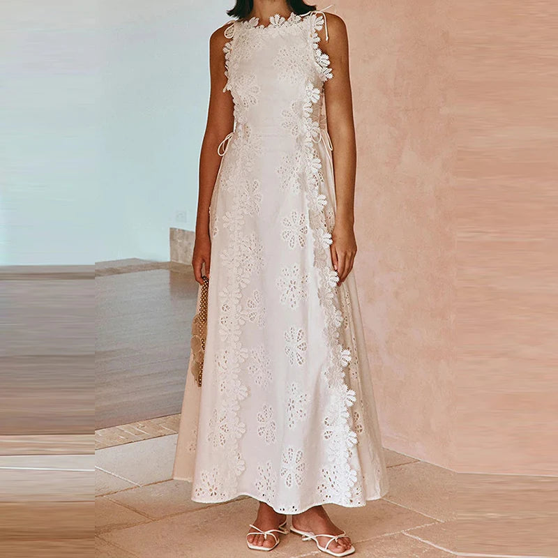 Summer Lace Jacquard Women's Banquet Dress – Elegant Sleeveless O-Neck Slim Fit Long Beach Dress with Hollow-Out Lace-Up Design