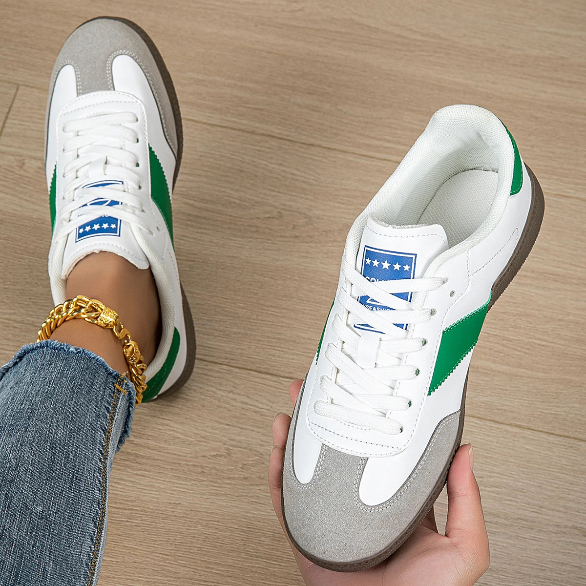 Women's Fashion Shoes – Casual, Non-Slip, Lace-Up, Low-Top Sports Sneakers for Girls, Lightweight and Wear-Resistant with Round Toe Design.