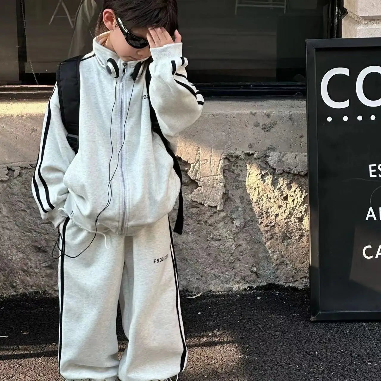 New Fashion Boys' and Girls' Children’s Sportswear Set - Autumn/Spring Casual Outdoor Jacket and Loose Pants 2-Piece Outfit