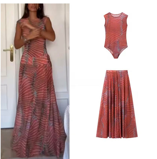 Chic Women's Printed Skirt Outfit – Sleeveless O-Neck Bodysuit with High-Waist Skirt