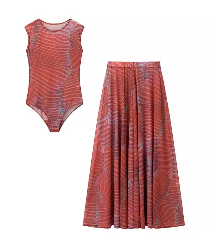 Chic Women's Printed Skirt Outfit – Sleeveless O-Neck Bodysuit with High-Waist Skirt