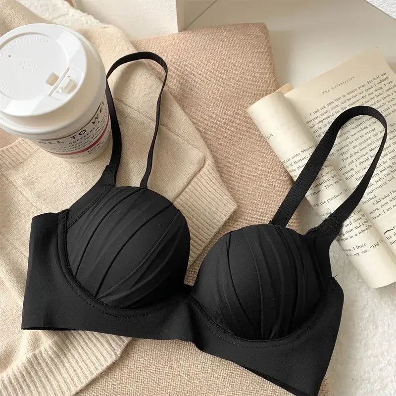 2025 New Pleated Bras Push Up Bra Small Chest No Steel Ring Wirelss Soft Bra Solid Color Sweet Seamless Bra