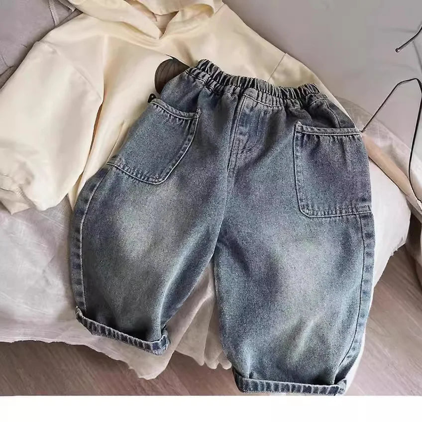 New Fashion Childrens Spring and Autumn  Casual Pants for Small and Medium Sized Children Side Pocket Grinding White Boys Jeans