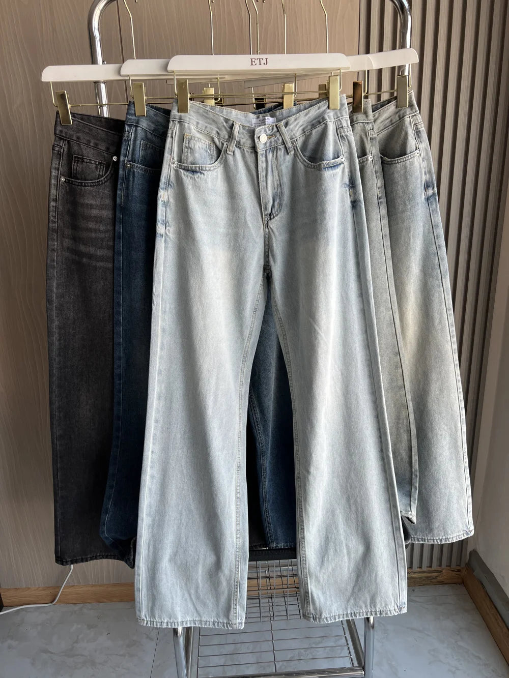 Women’s High-Waist Straight-Leg Jeans – Classic Long Denim Pants, Casual Autumn/Winter Style