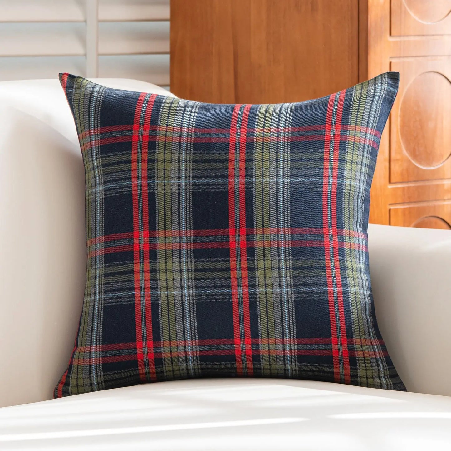 Christmas Plaid Throw Pillow Covers – Tartan Decorative Cushion Cases for Home Décor