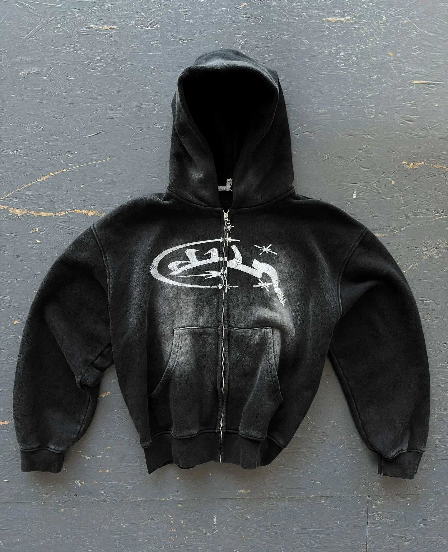 Vintage 90s Style Zip-Up Hoodie, Unisex Oversized Harajuku Streetwear Jacket with Long Sleeves