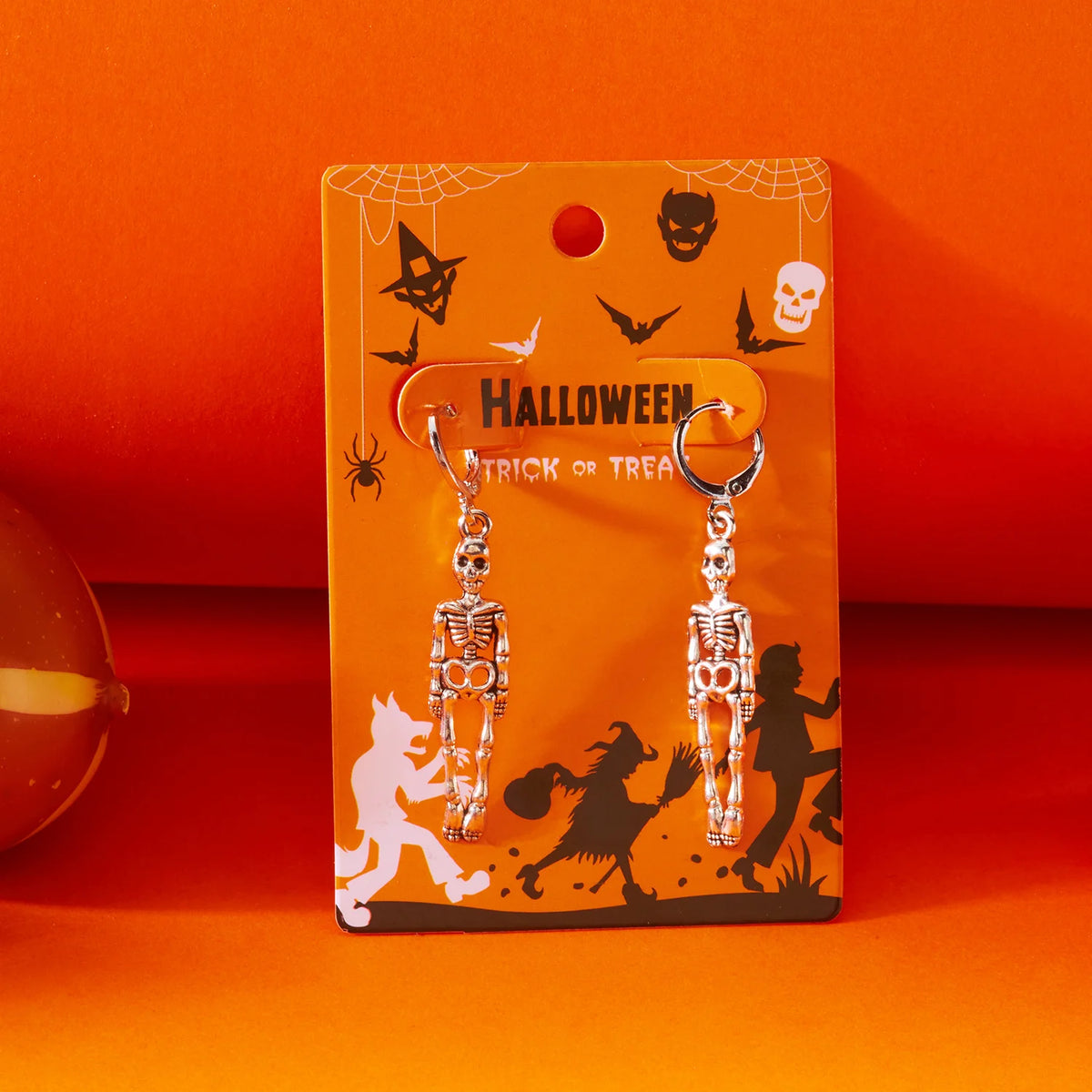 rinhoo Halloween Skull and Skeleton Dangle Earrings for Women, Gothic Zinc Alloy Statement Jewellery for Punk Outfits and Costume Parties