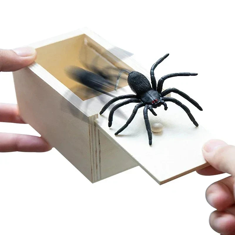 Pop-Out Spider Prank Box – Handmade Wooden Scare Box with Rubber Spider, Funny Surprise Joke Toy for Parties and Halloween