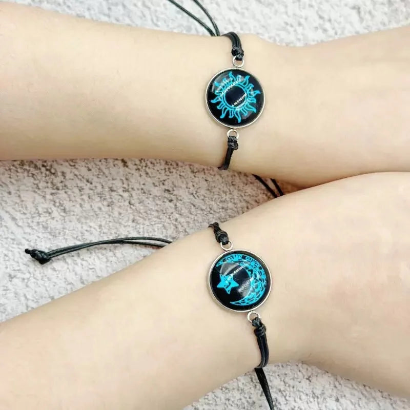 Adjustable Glow-in-the-Dark Rope Bracelet – Butterfly, Sun & Moon Luminous Jewelry for Couples and Friends
