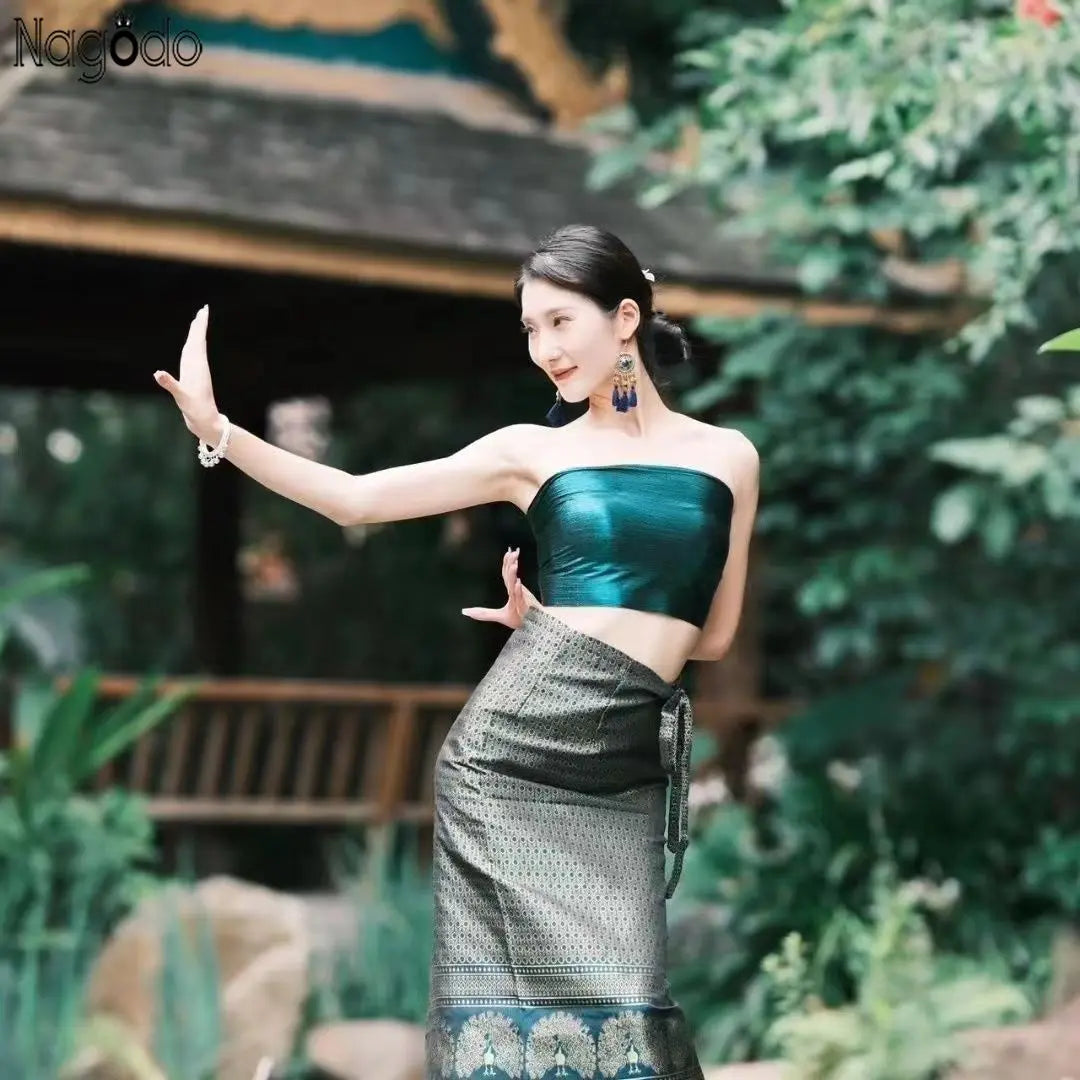 Women’s Thai Traditional Clothing Set (2-Piece) – Dai Minority Ethnic Dress, Retro National Costume for Dance, Cultural Events & Photoshoots