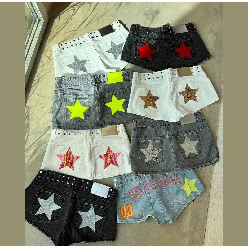 Women’s Printed Mini Shorts with Zipper Pockets & Button Closure – Stylish Spring Summer Streetwear