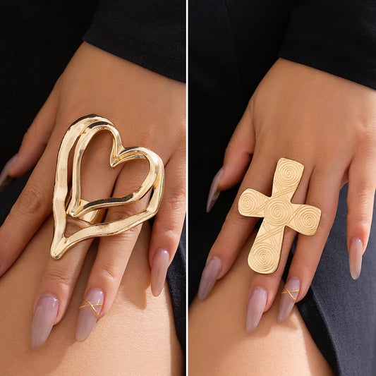 Exaggerated Large Hollow Double Hearts Finger Ring for Women Trendy Big Accessories on Hand 2025 Fashion Jewelry Decoration Gift