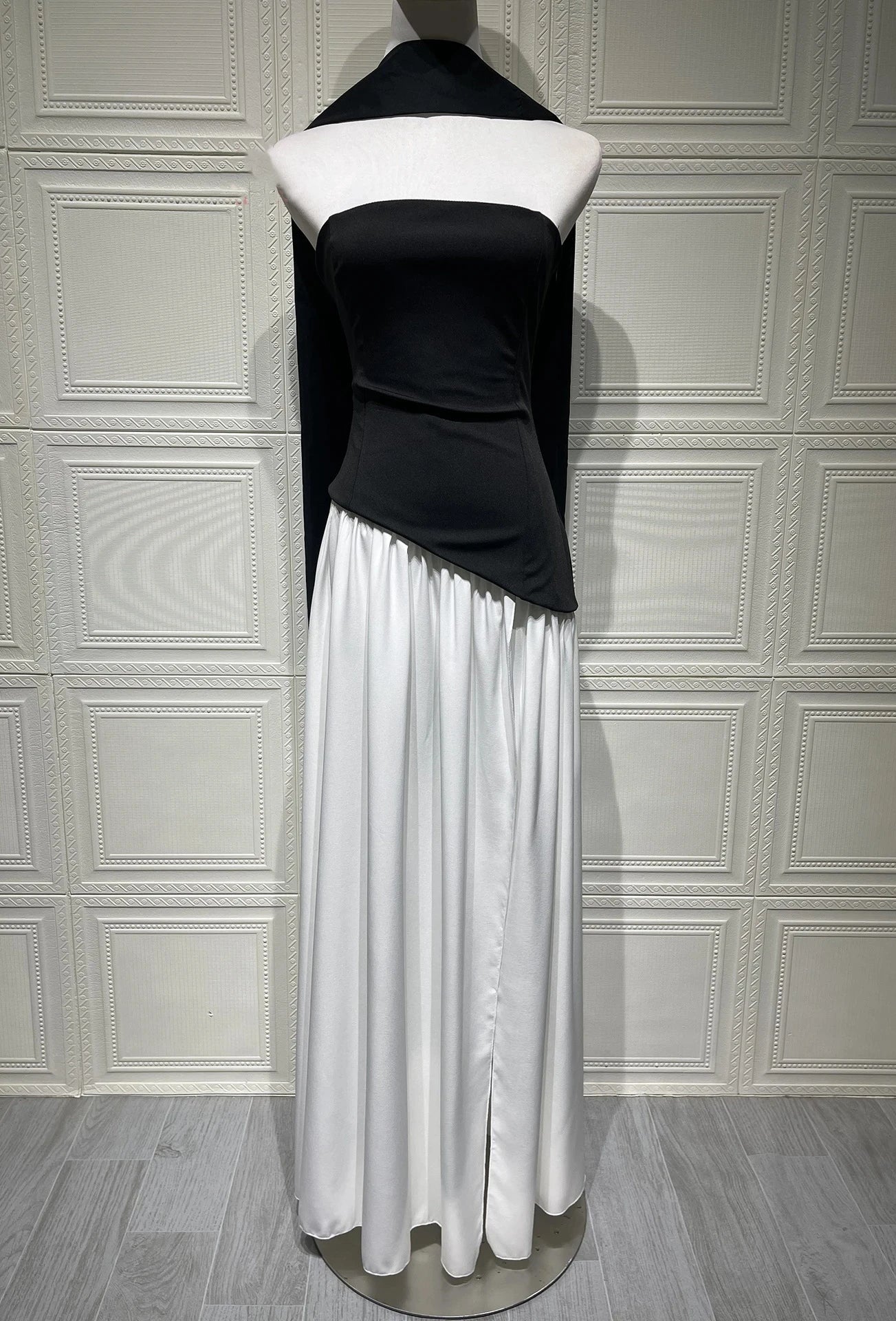 Elegant Pleated Long Dress for Women – Off-Shoulder, Scarf Neck, High Slit | Party & Evening Gown