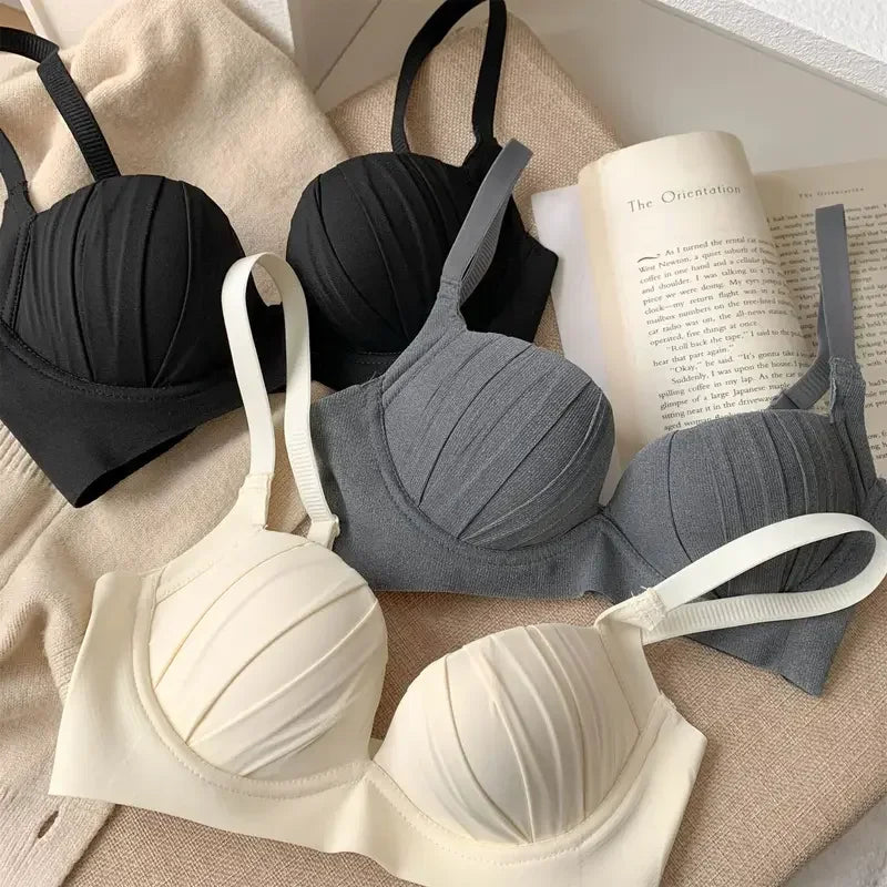 2025 New Pleated Bras Push Up Bra Small Chest No Steel Ring Wirelss Soft Bra Solid Color Sweet Seamless Bra