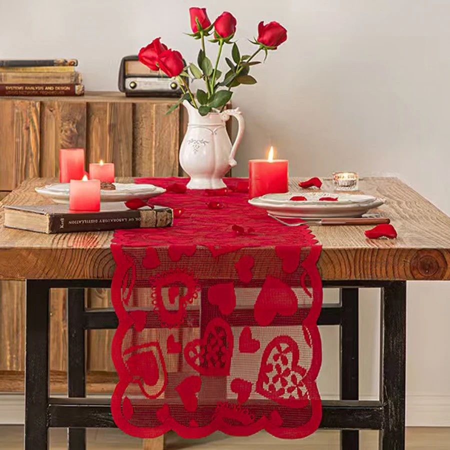 Classic red heart design polyester woven table runner, suitable for Valentine’s Day, family dining, home decoration, and everyday or special occasions.