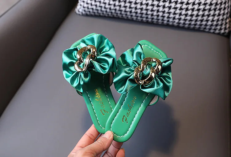Girls' Satin Bow Versatile Slippers – 2025 Summer New | Green Simple Style Kids' Fashion Flat Flip-Flop Beach Shoes