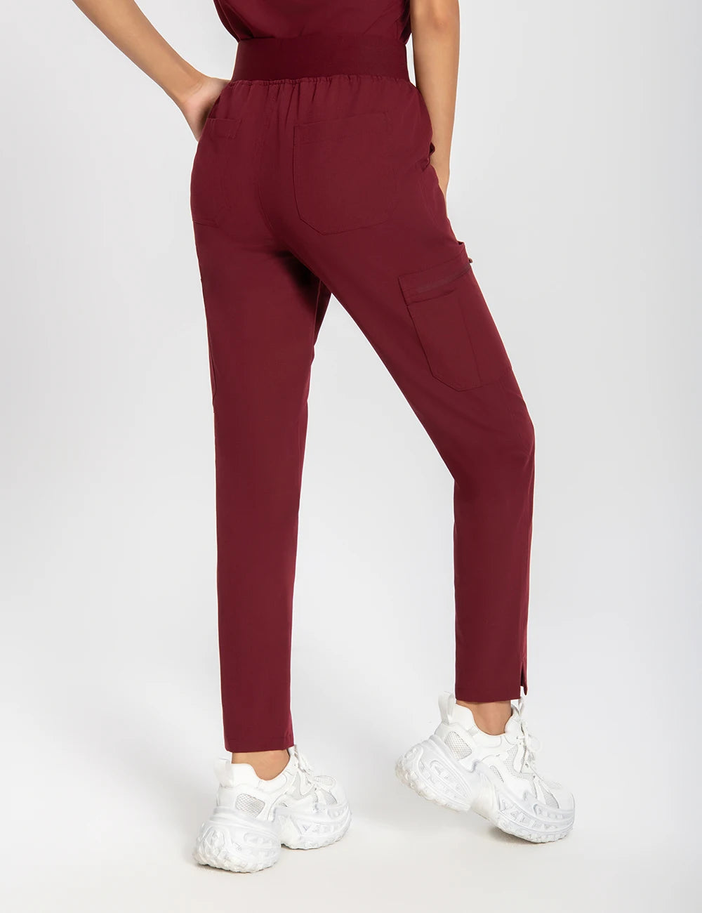 Women’s Antibacterial Scrubs Set – Soft V-Neck Top & Wrinkle-Resistant Pants