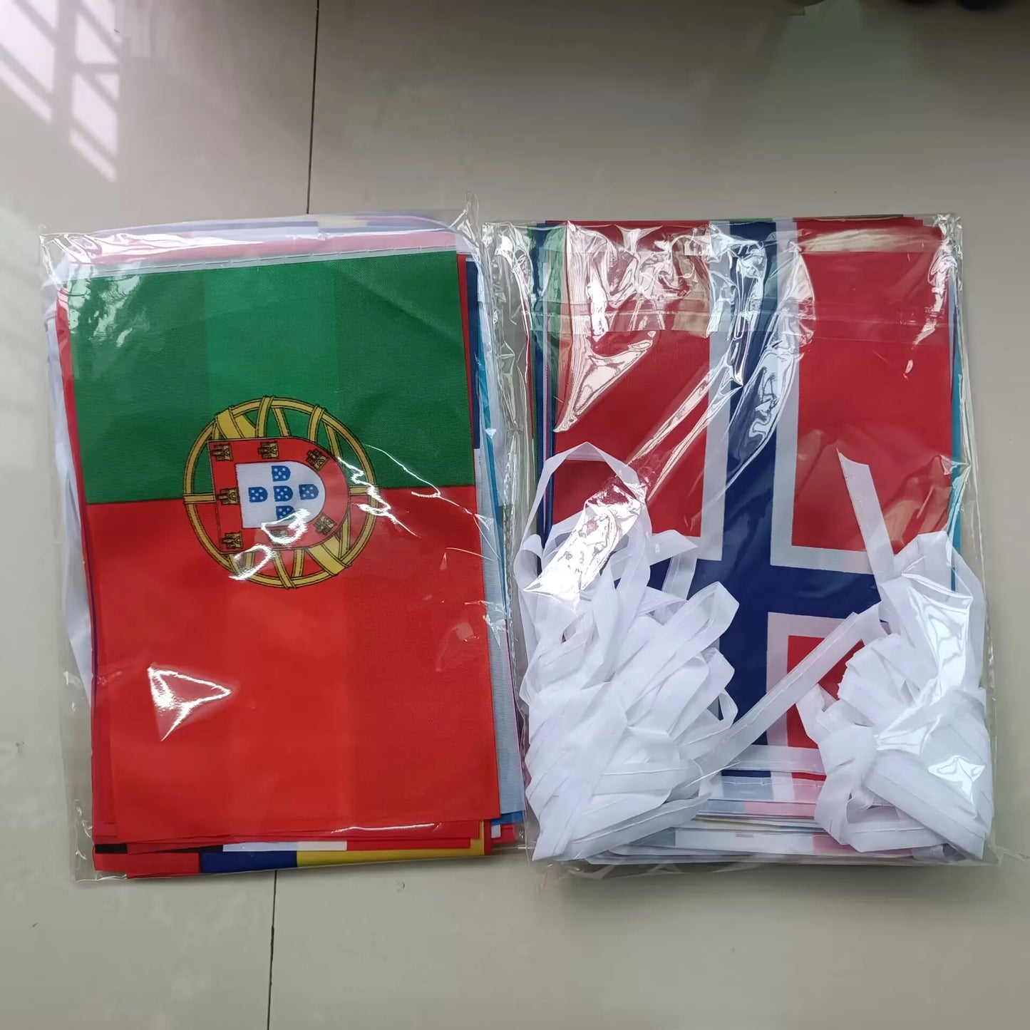 48pcs 2026 Mini Football Country Flags (14×21cm) – Hanging Bunting Flags for Bar, Party & Decoration