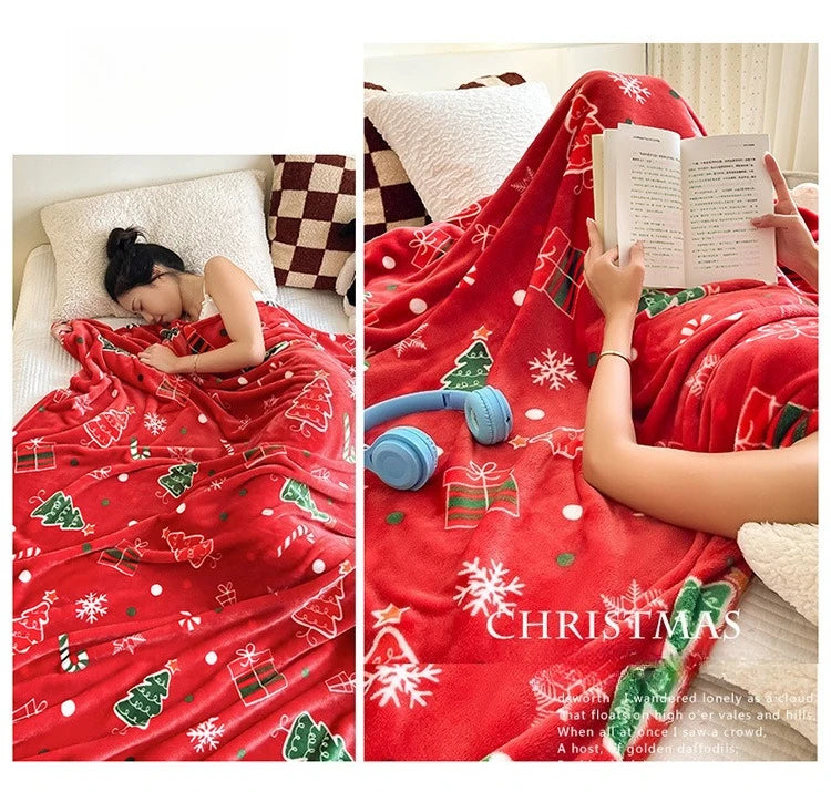 Soft Christmas Print Coral Fleece Throw Blanket, Plush Polyester Sofa and Bed Cover for Cozy Winter Lounging and Holiday Home Decor