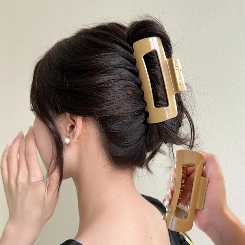 Soft Silicone Shark Hair Clip – Anti-Slip, Anti-Collision Back-of-Head Protection, Durable & Comfortable Women’s Hair Claw
