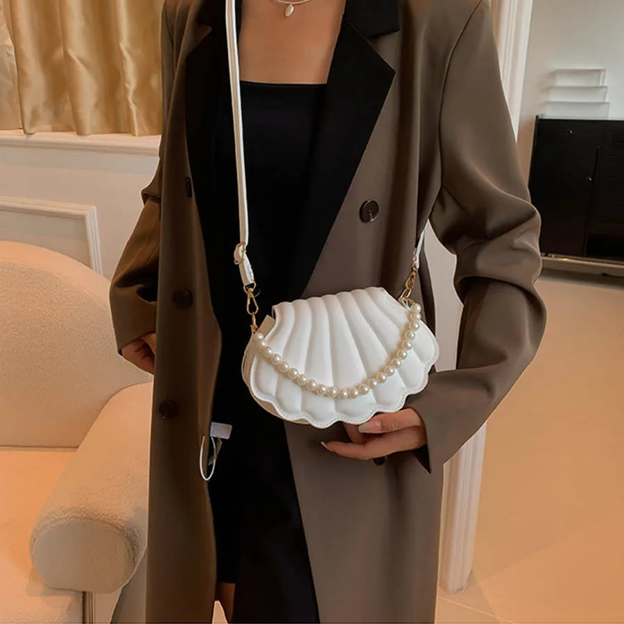 Elegant Women's Crossbody Bag – All-Matching Pearl Chain Shoulder Handbag, Fashion Shell-Shaped Evening Purse