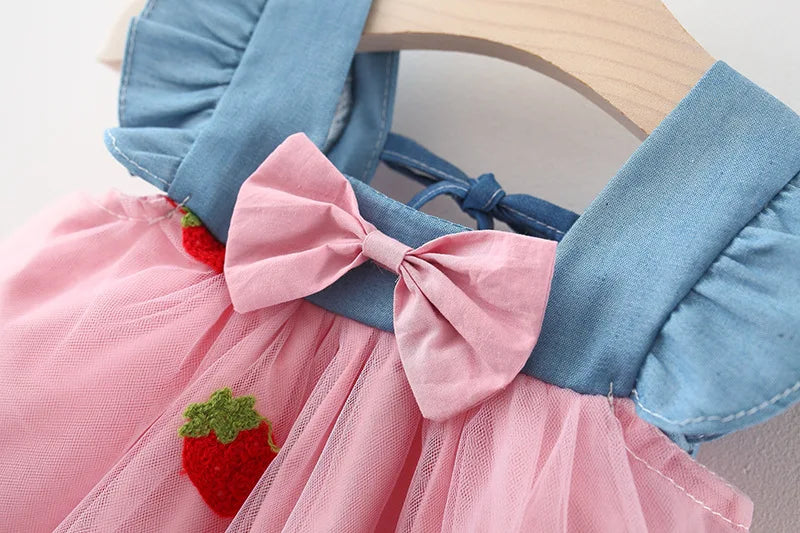 Summer Girls Dress Cute And Sweet Denim Mesh Strawberry Embroidered Princess Dress Party Dress