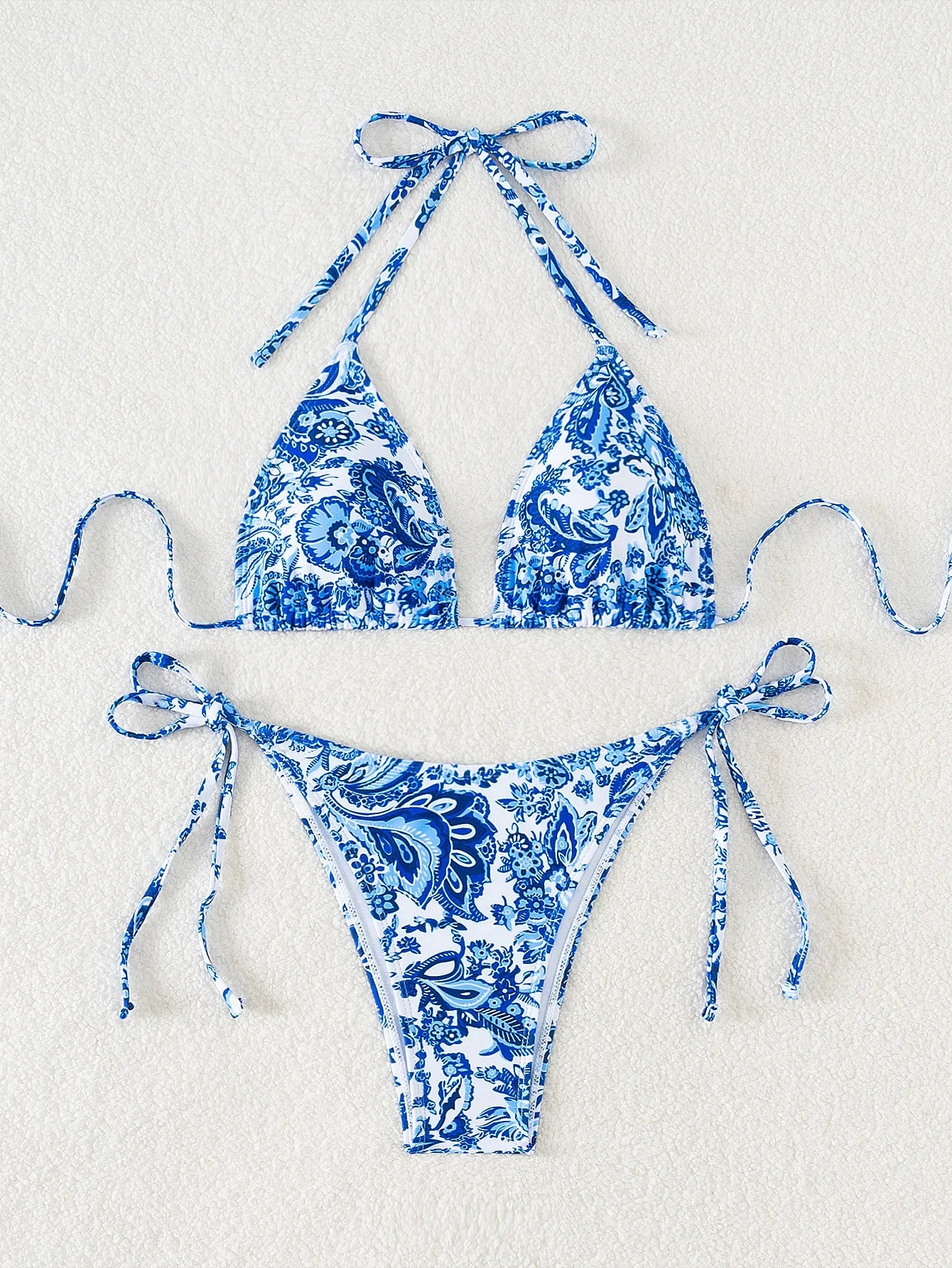 Women’s Blue Floral Print 2-Piece Bikini Set – Push-Up Bra and Thong Swimsuit for Beach and Swimwear