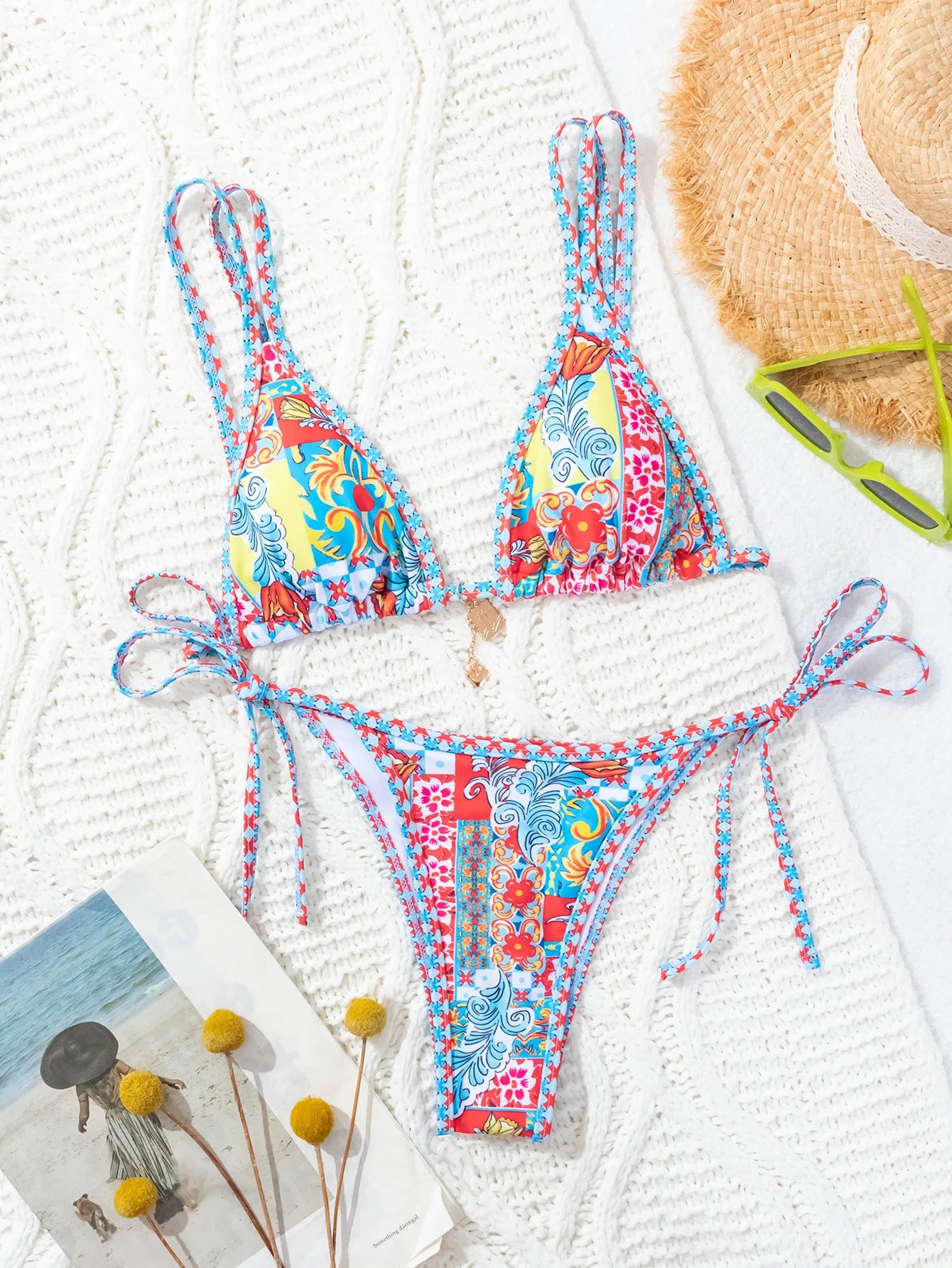 Women’s Blue Floral Print 2-Piece Bikini Set – Push-Up Bra and Thong Swimsuit for Beach and Swimwear