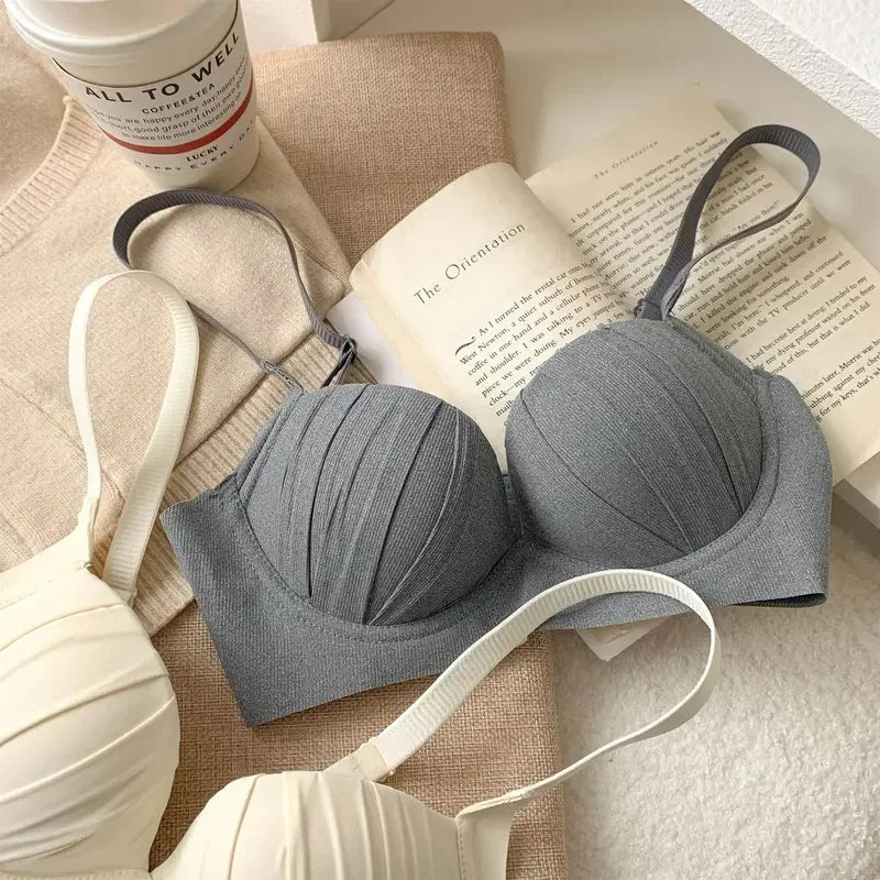 2025 New Pleated Bras Push Up Bra Small Chest No Steel Ring Wirelss Soft Bra Solid Color Sweet Seamless Bra