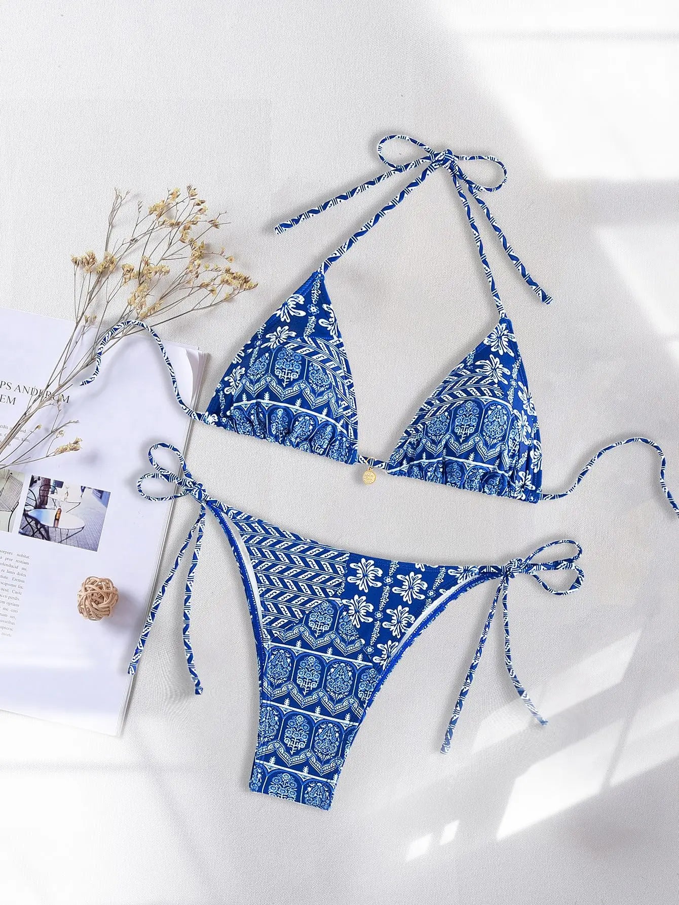 Women’s Blue Floral Print 2-Piece Bikini Set – Push-Up Bra and Thong Swimsuit for Beach and Swimwear