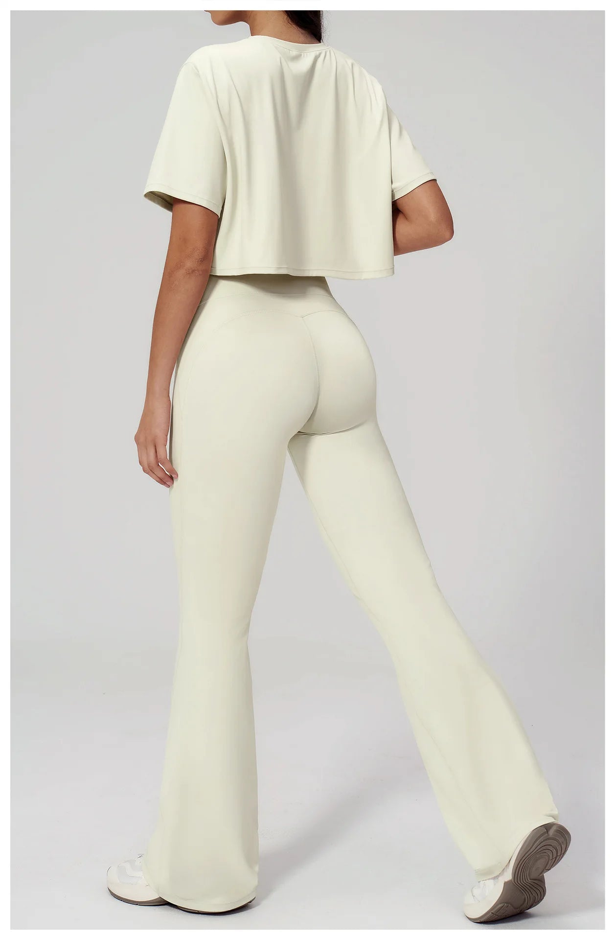Women's 2-Piece Seamless Yoga Set – Leggings & Crop Top