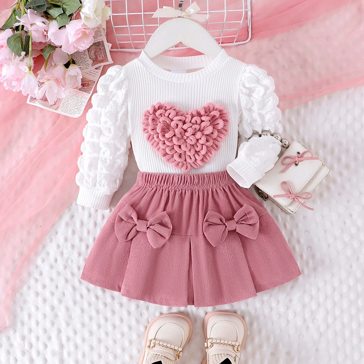 New Style 2PCS Girls Winter Clothes 0-3 Year Old  Comfortable Sweet And Cute Bubble Sleeves, Love Chapter Top + Pink Short Skirt Set