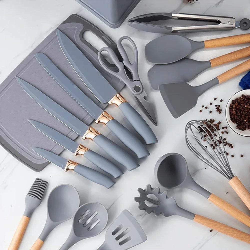 19-Piece Non-Stick Silicone Kitchen Utensil Set with Knives and Bamboo Storage – Heat-Resistant Tools Perfect for Cooking