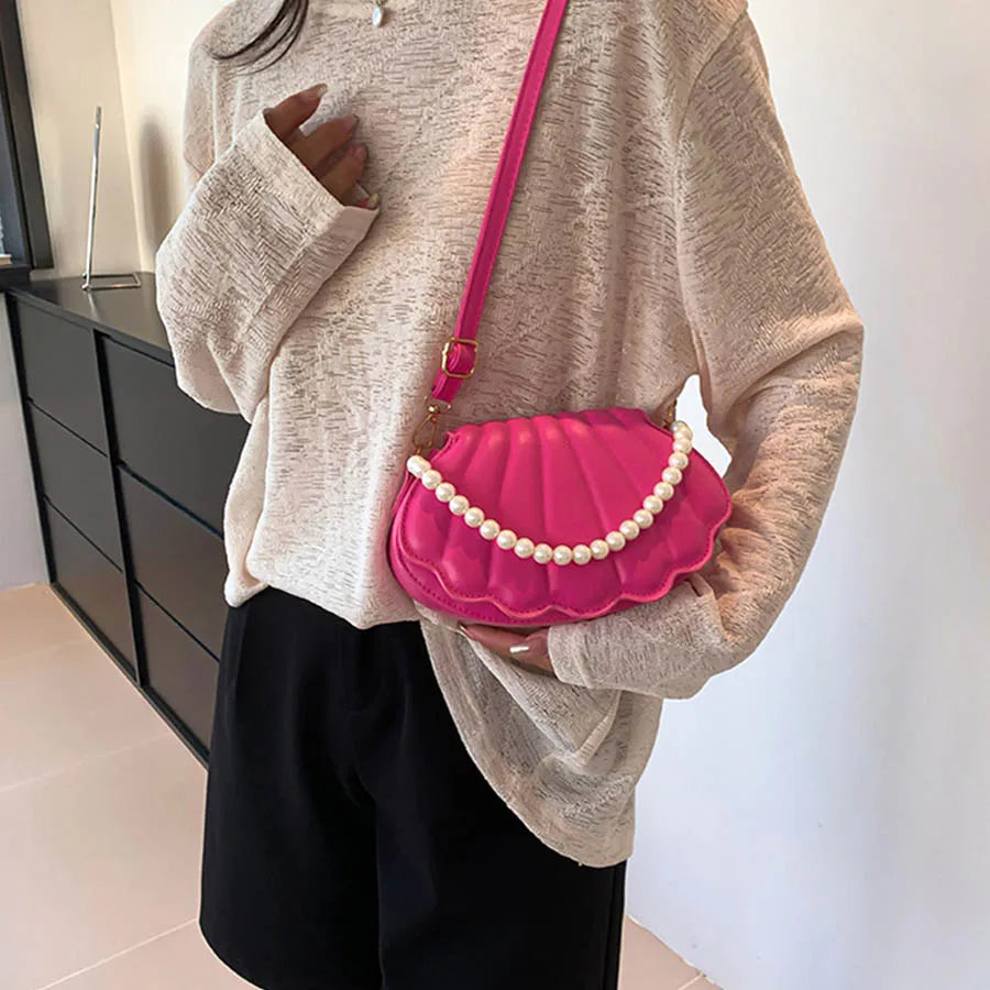 Elegant Women's Crossbody Bag – All-Matching Pearl Chain Shoulder Handbag, Fashion Shell-Shaped Evening Purse
