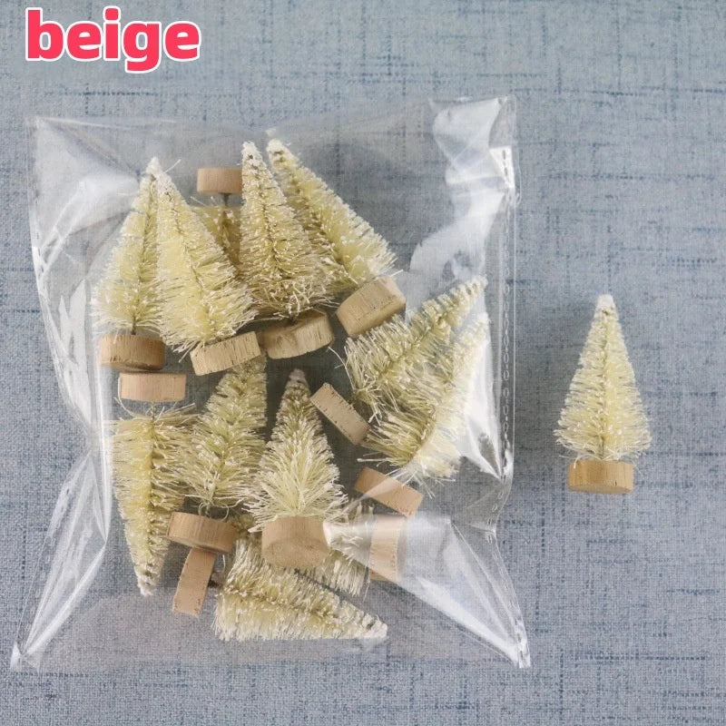 12-Piece Mini Bottle Brush Christmas Tree Set, 4.5 cm Sisal Trees with Wooden Bases for Holiday Villages, Tabletop Displays and DIY Crafts